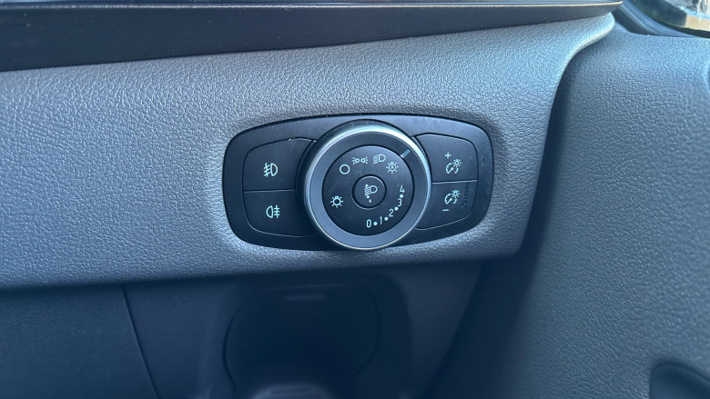 Ford Tourneo Custom Transit Custom Tourneo L2 Diesel Fwd 2.0 EcoBlue 185ps L/R 8 Seat Titanium X Auto